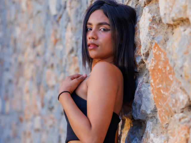 MicheleHottyX - Camera khiêu dâm &amp; quyến rũ trực tiếp - 17453842