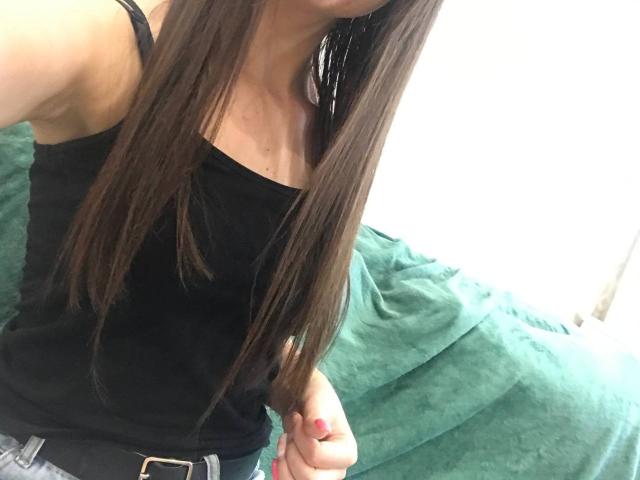 Fellinia - Porno na żywo i seks kamera - 17464306