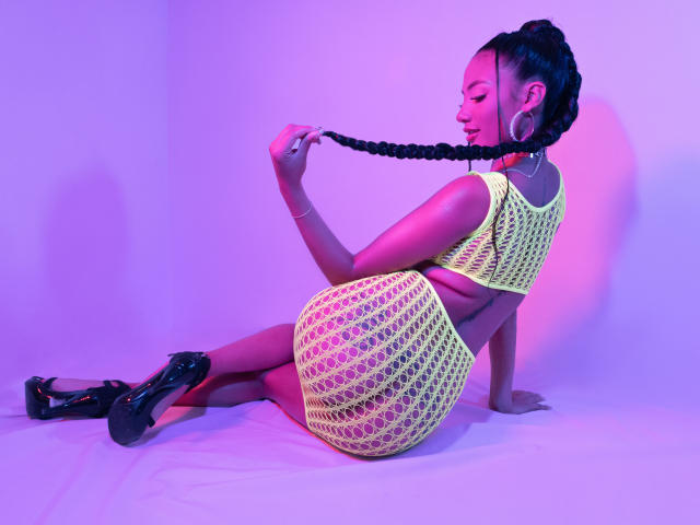 ElizabethRamirez - Live porno og sexkamera - 17471854