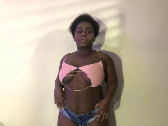 Dilay - פורנו בשידור חי ומצלמת סקס - 17474686