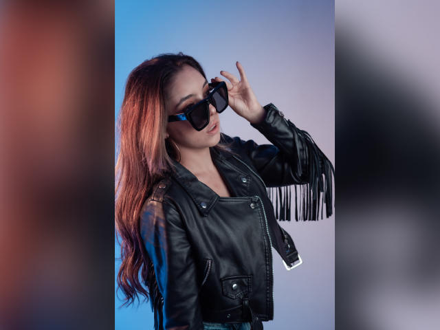 AliceGrayss - сексуальная веб-камера в реальном времени - 17477582