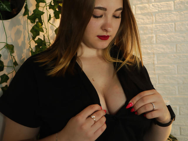 LizKiss - Live porn &amp; sex cam - 17479938