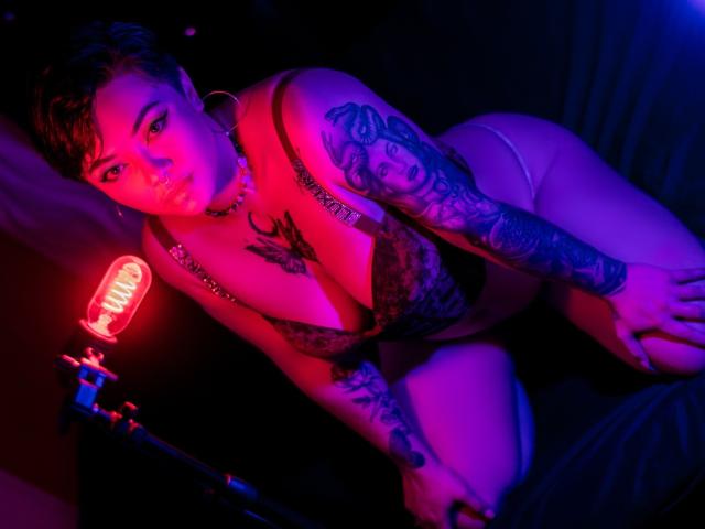 MaddieScott - Live porno og sexkamera - 17482062