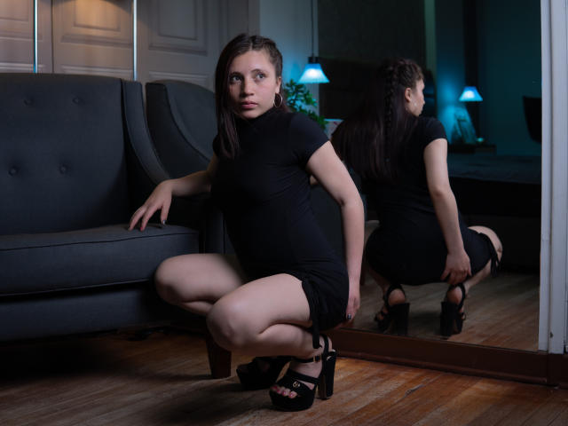 SabrinnaSilva - сексуальная веб-камера в реальном времени - 17491318