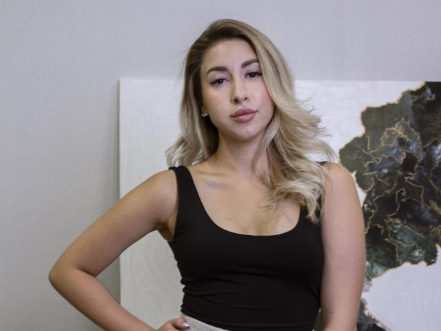 OliviaChapman - Live porn &amp; sex cam - 17495698