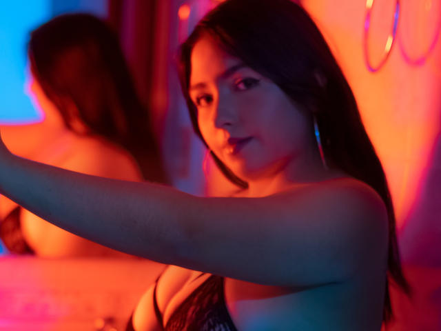 EmilyScoott - Live porn &amp; sex cam - 17498662