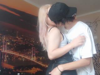 LarryAndAlice - Live porn &amp; sex cam - 17512398