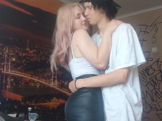 LarryAndAlice - Live porn &amp; sex cam - 17512406