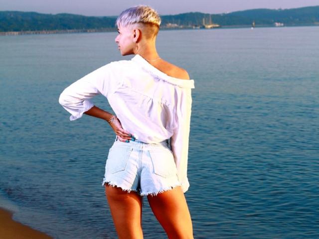 AlexisHoney - сексуальная веб-камера в реальном времени - 17515510