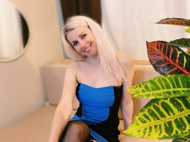 LoraRiser - сексуальная веб-камера в реальном времени - 17517634