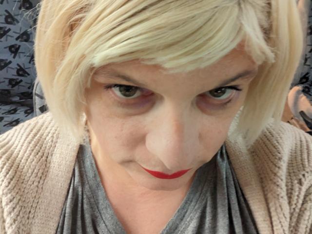TrspHouseKinkyLove - Live sexe cam - 17520098