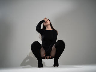 MirandaBlackFoxy - Live porn &amp; sex cam - 17543914