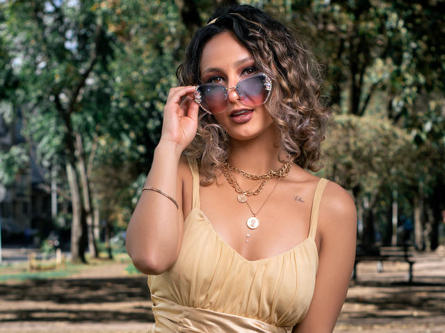 FloraSaenz - Live porn &amp; sex cam - 17546934