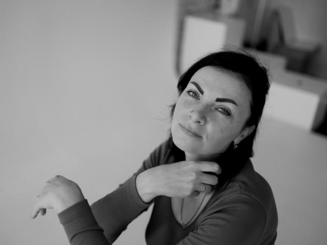 RenataBaster - Live porno og sexkamera - 17548770