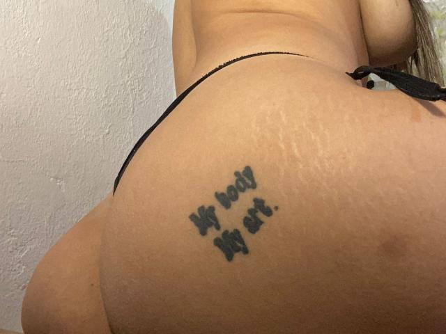 SaritaCaramel - Live porn &amp; sex cam - 17551194