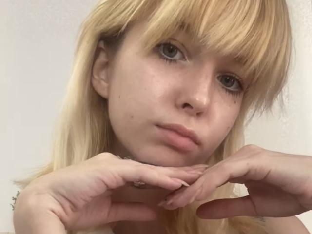 Blumi - Live sexe cam - 17554174
