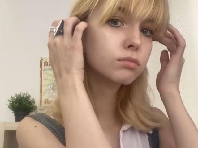 Blumi - Live sexe cam - 17554266