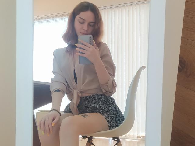 Rairie - Live sex cam - 17557802