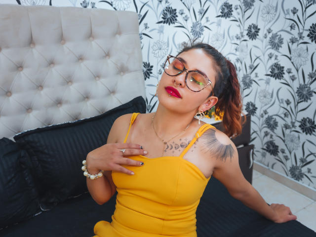 AriannaLunna - Live porn &amp; sex cam - 17559198