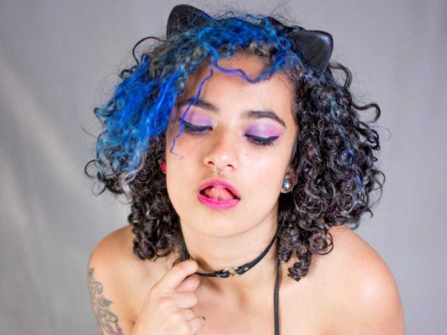 CalypsoWhite - Live porn &amp; sex cam - 17571194