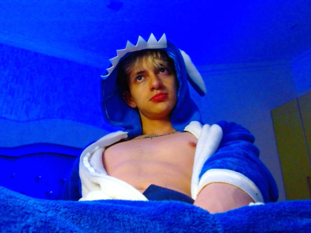 BastianLeonis - Live porn &amp; sex cam - 17581674