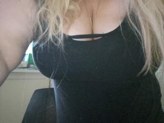 LolaWinston - Live porn &amp; sex cam - 17583198