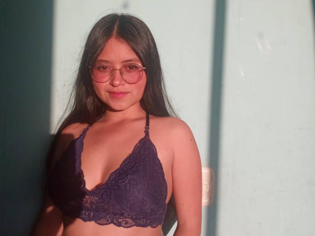 AnnitaWhite - Live porn &amp; sex cam - 17587706