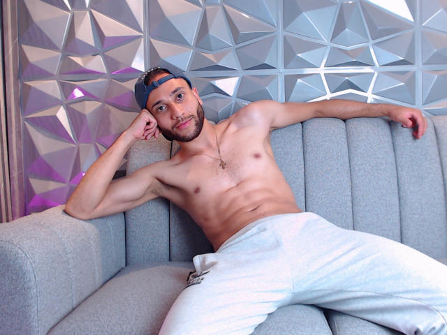 NathanKlain - Live porn &amp; sex cam - 17598438