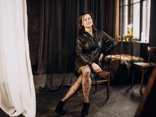 MichelleStorm - сексуальная веб-камера в реальном времени - 17600346