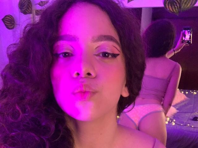 CamiEvans - Live porn &amp; sex cam - 17601350