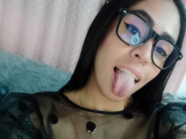 StellaBeckker - Live porn &amp; sex cam - 17604818