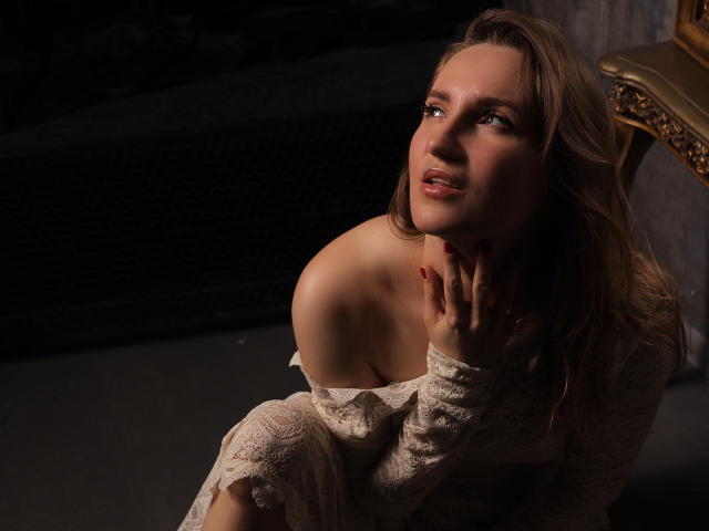 NadinBrave - Live sexe cam - 17610322