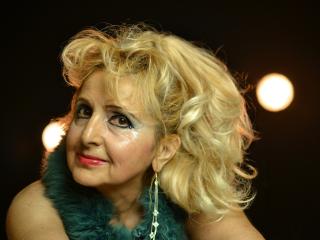 MarthaBrownn - Camera khiêu dâm &amp; quyến rũ trực tiếp - 17624394