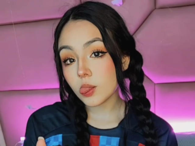 HaleiBeckham - Live porn &amp; sex cam - 17630042