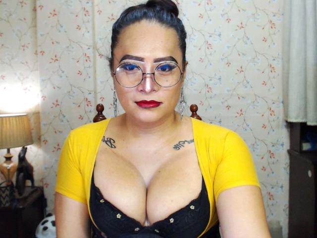 SelfSuckerXX - Live sexe cam - 17630118