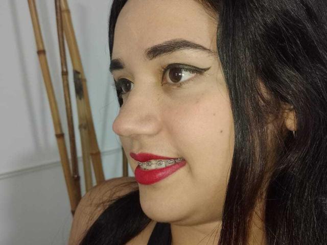 AleishaFoxy - Sexe cam en vivo - 17632778