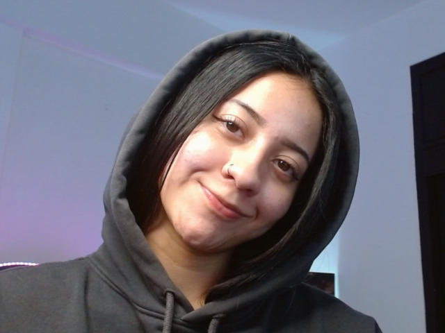 ValerieHang - Live sexe cam - 17635558