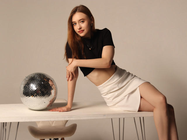NicoleShaw - Sexe cam en vivo - 17645750