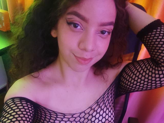 CamiEvans - Live sex cam - 17658190