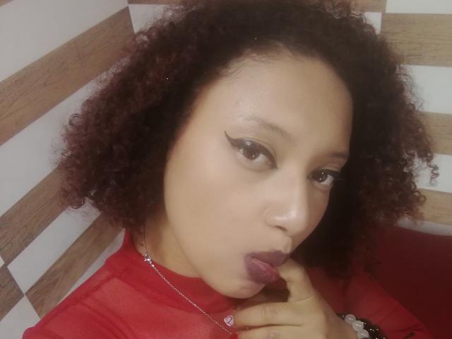 VioletaSwitch - Live Sex Cam - 17658762