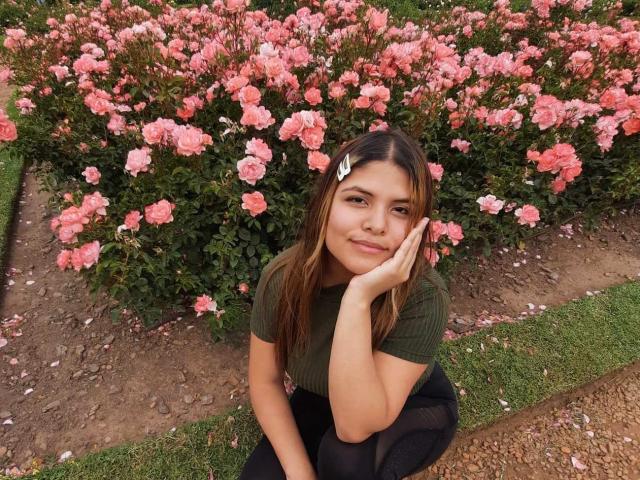 LuciaRobertz - сексуальная веб-камера в реальном времени - 17660790