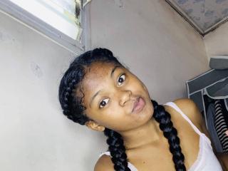 LucresiaAdel - Live porn &amp; sex cam - 17663282