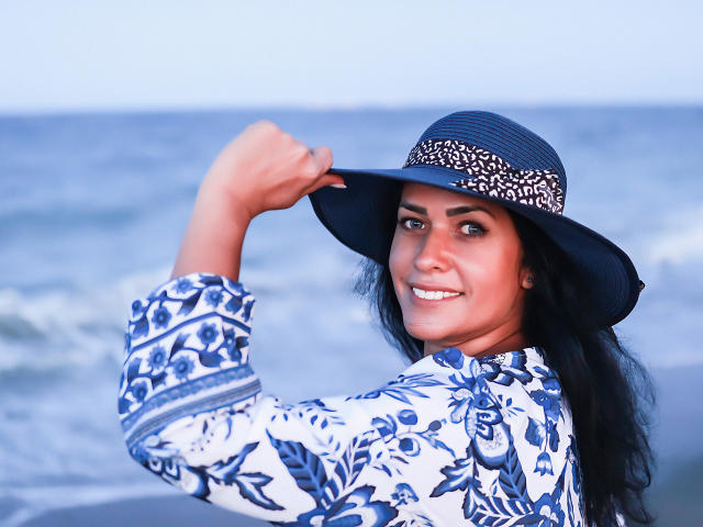 AnelisaReys - сексуальная веб-камера в реальном времени - 17665170