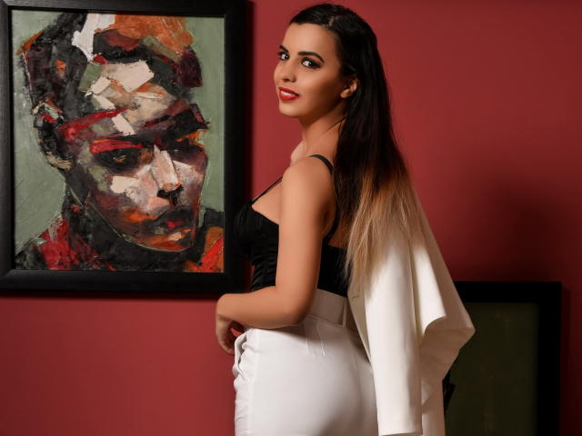 JuliaHaye - Live Sex Cam - 17670418