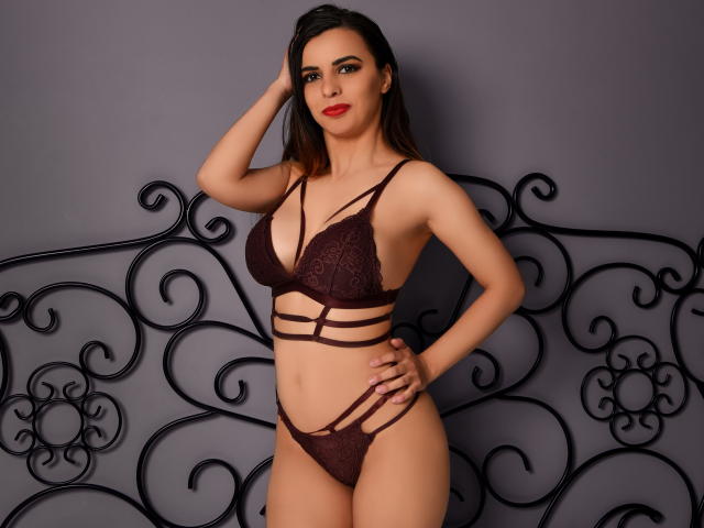 JuliaHaye - Live porn &amp; sex cam - 17670434