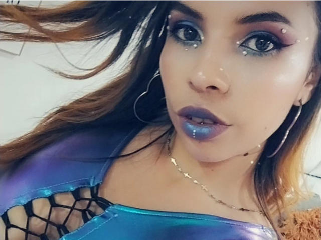 VioletaStone - сексуальная веб-камера в реальном времени - 17674042