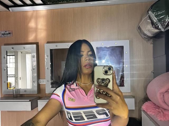 Amberv - Live porn &amp; sex cam - 17677050