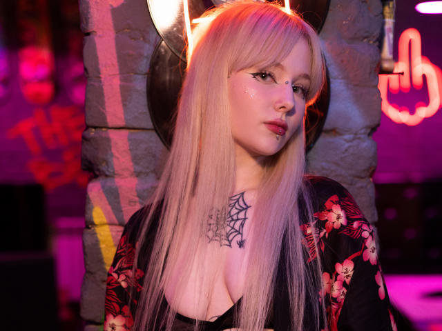 LaneyvilI - Live porn &amp; sex cam - 17677602