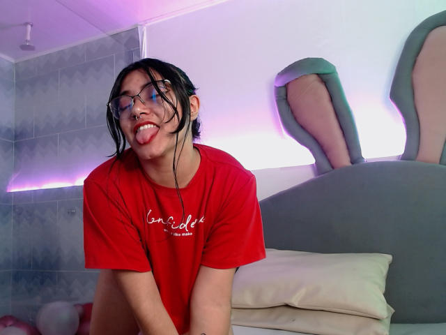 CassieTaylor - Live porn &amp; sex cam - 17680186