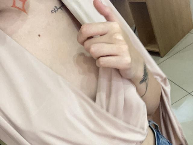 ImAmelie - Sexe cam en vivo - 17682282